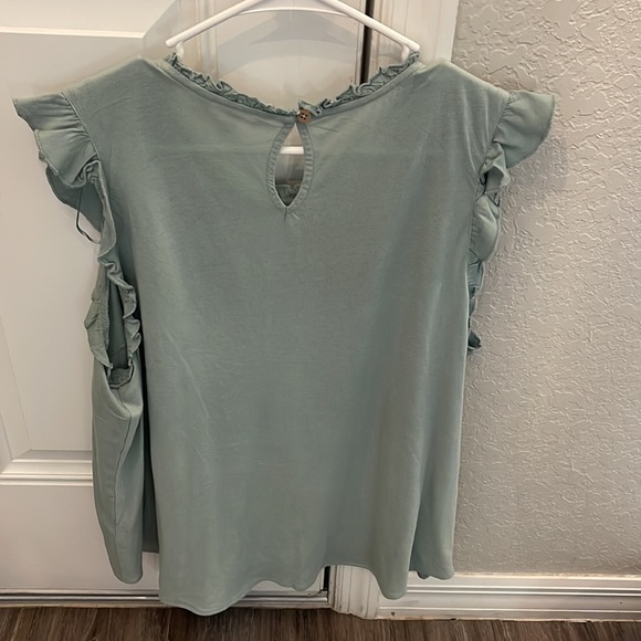 Lauren Conrad blouse - Picture 8 of 9